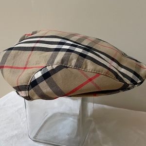 Vintage Burberry English driving cap